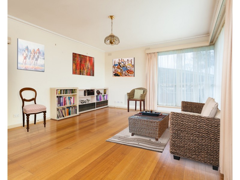 7 Tomar Court, Cheltenham VIC 3192