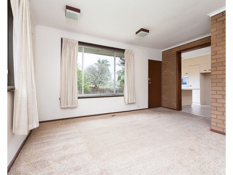 7 Tomar Court, Cheltenham VIC 3192
