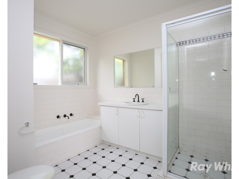 10a Erskine Avenue, Cheltenham VIC 3192