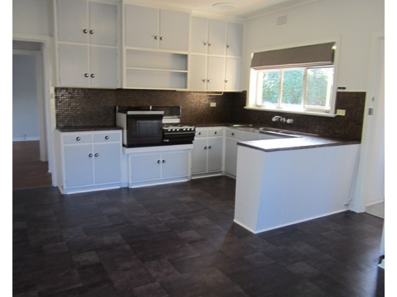 19 Alden Court, Cheltenham VIC 3192