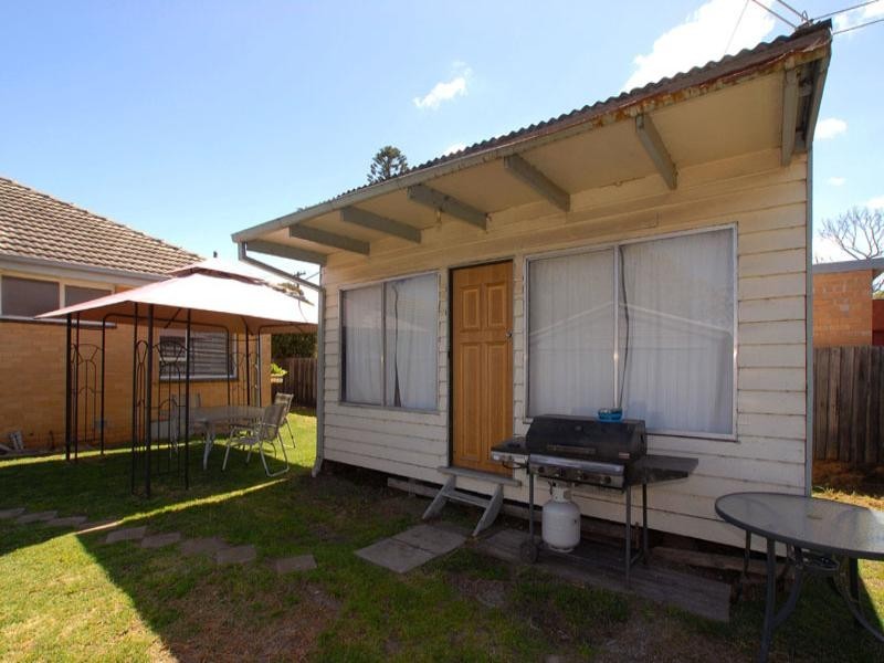 2 Ramsay Court, Cheltenham VIC 3192