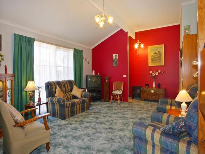 105 Amaroo Drive, Chelsea Heights VIC 3196