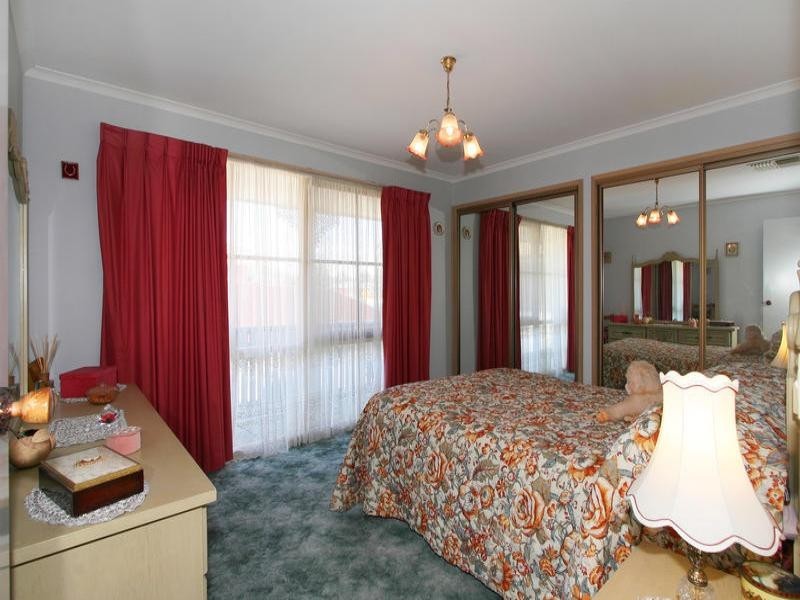 105 Amaroo Drive, Chelsea Heights VIC 3196