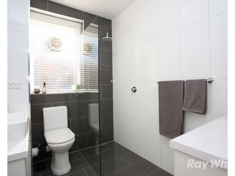 1/49 Wilson Street, Cheltenham VIC 3192