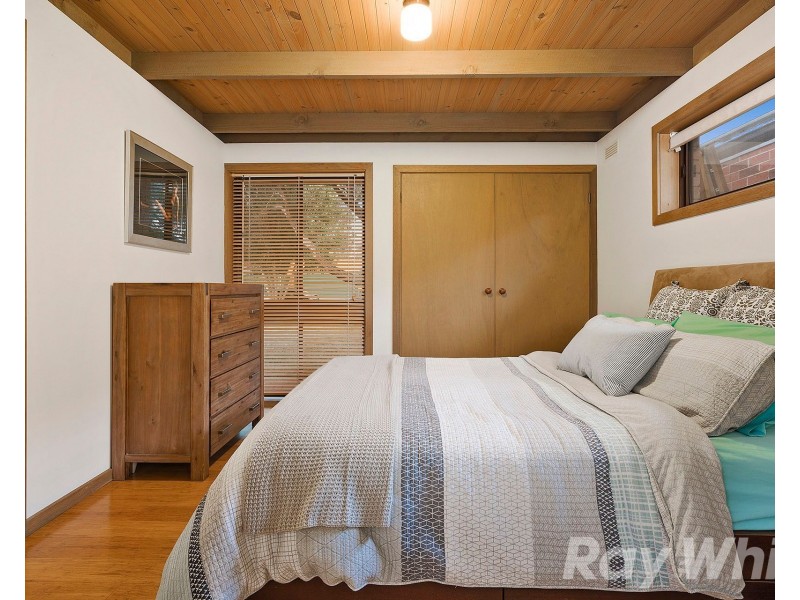 14 Kubis Crescent, Dingley Village VIC 3172