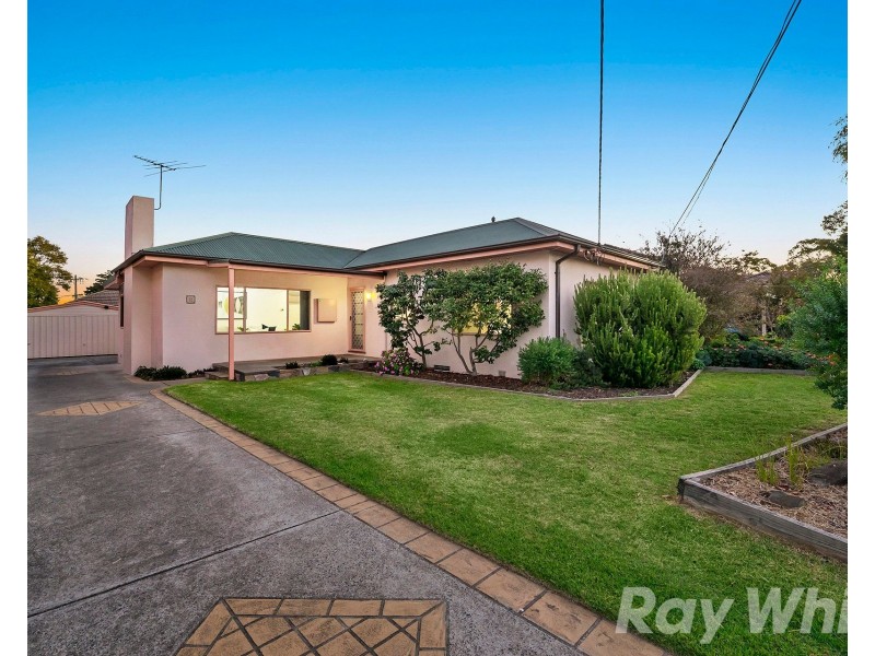 8 Evesham Road, Cheltenham VIC 3192