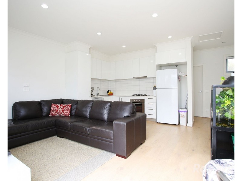 8/6 Jean Street, Cheltenham VIC 3192