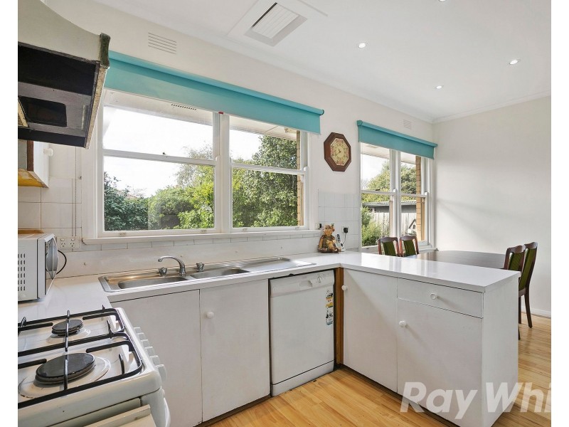 6 Yaralla Road, Bentleigh East VIC 3165