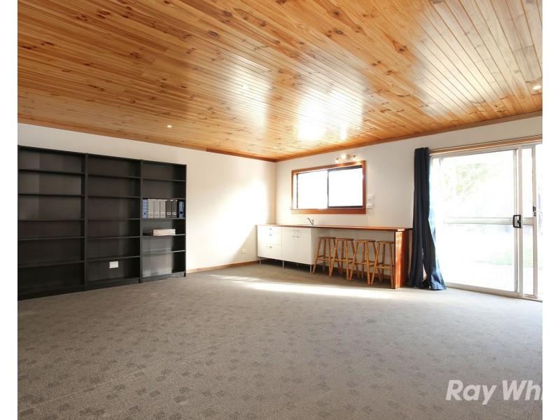 4 Callaghan Court, Cheltenham VIC 3192