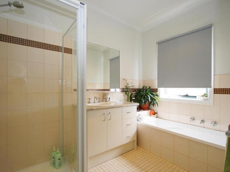 1/10 Park Road, Cheltenham VIC 3192