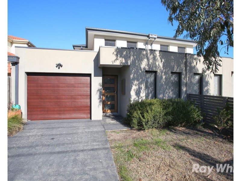 8B Sinclair Street, Cheltenham VIC 3192