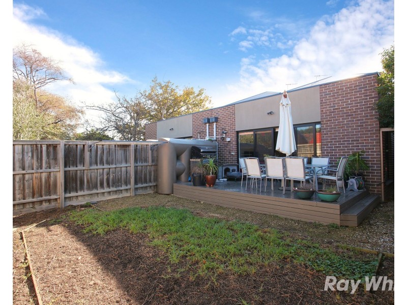 8B Sinclair Street, Cheltenham VIC 3192