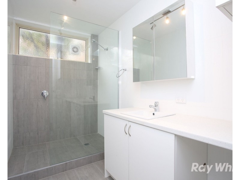 2/310 Beach Road, Black Rock VIC 3193