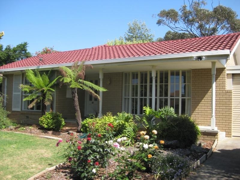 4 Shannon Court, Dingley Village VIC 3172