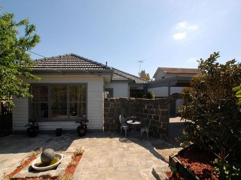 15 Irene Court, Cheltenham VIC 3192