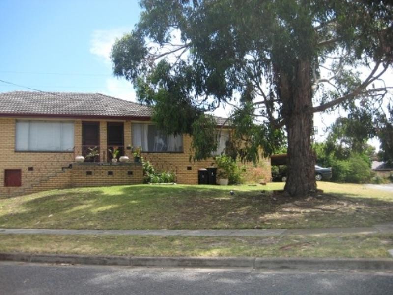 4/2 Barker Street, Cheltenham VIC 3192