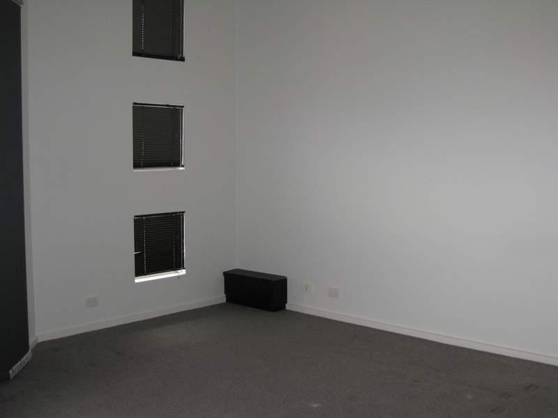 21 Follett Road, Cheltenham VIC 3192