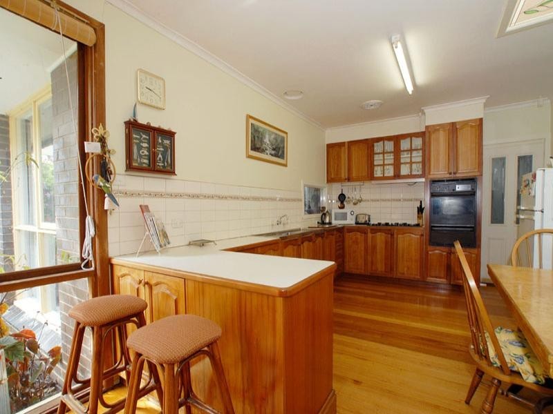 14 Coral Court, Cheltenham VIC 3192