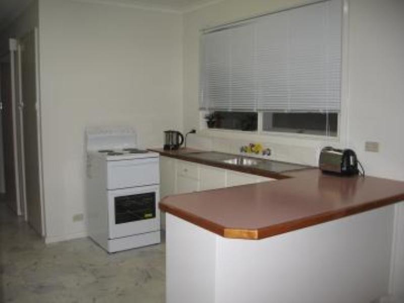 7/64 Warrigal Road, Mentone VIC 3194