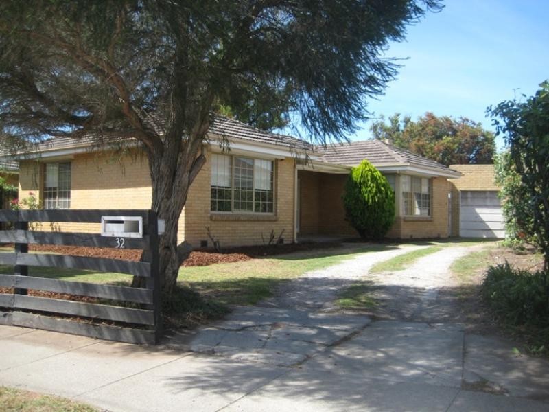 32 Kelmar Street, Cheltenham VIC 3192