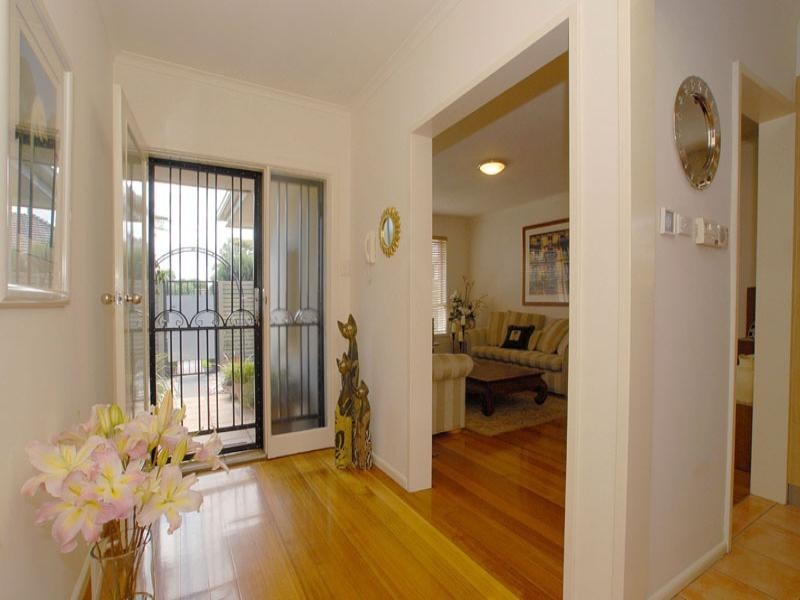 304C Warrigal Road, Cheltenham VIC 3192