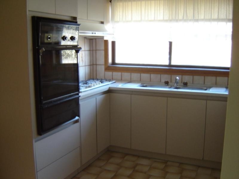 1/162 Warrigal Road, Mentone VIC 3194