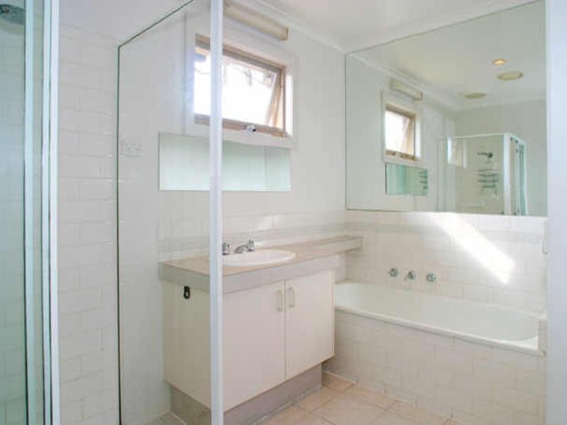 2/392 Bay Road, Cheltenham VIC 3192