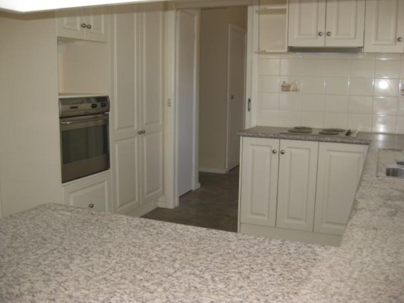 11 Yalambee Avenue, Aspendale VIC 3195