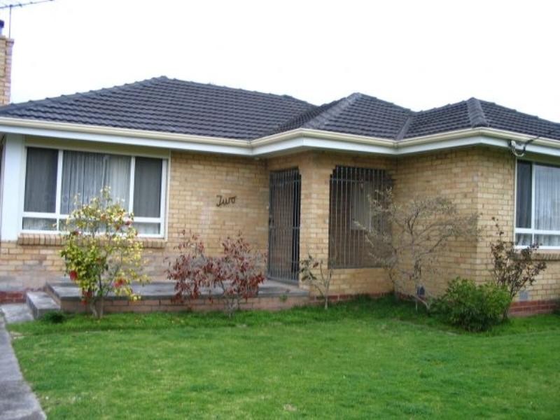 1/2 Huon Grove, Bentleigh East VIC 3165