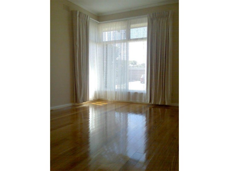 11 Yalambee Avenue, Aspendale VIC 3195