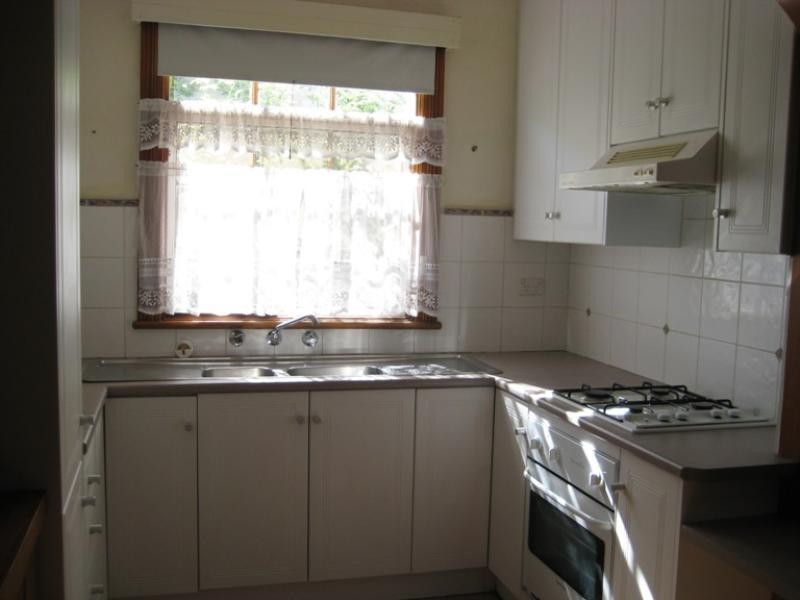 8 Sinclair Street, Cheltenham VIC 3192