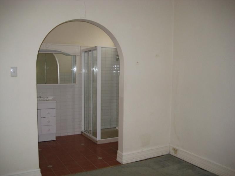 8 Sinclair Street, Cheltenham VIC 3192