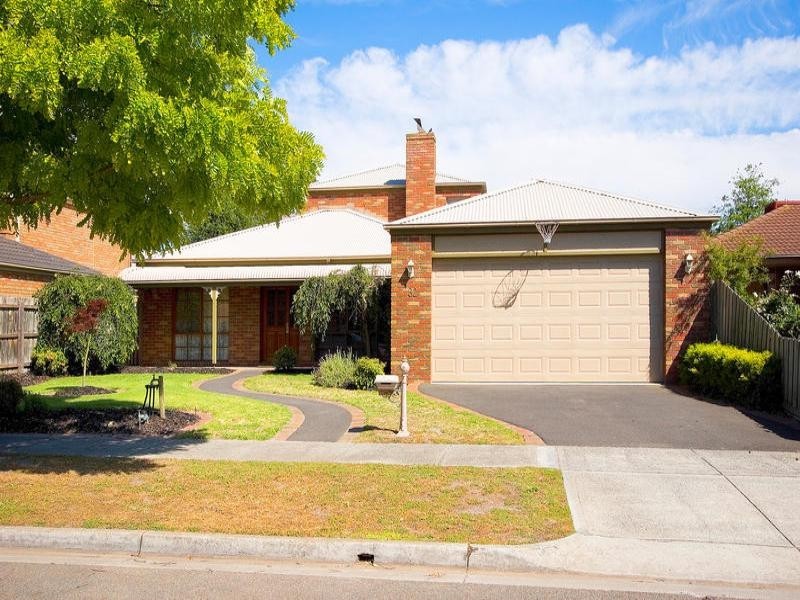32 Higgins Close, Dingley Village VIC 3172
