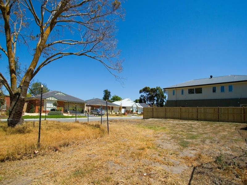 9 Verdure Crescent, Cheltenham VIC 3192