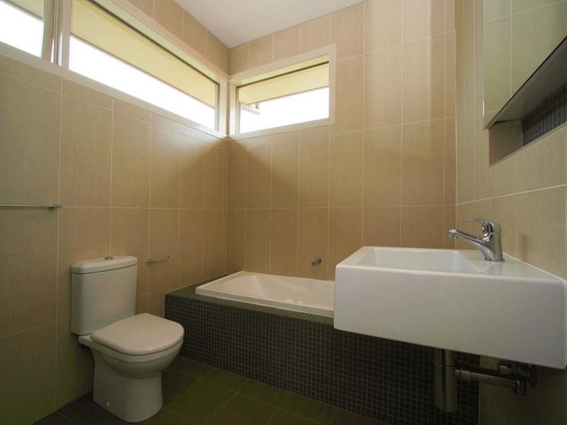 21 Walker Grove, Cheltenham VIC 3192