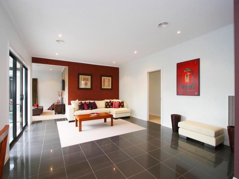 16 Burdekin Boulevard, Waterways VIC 3195
