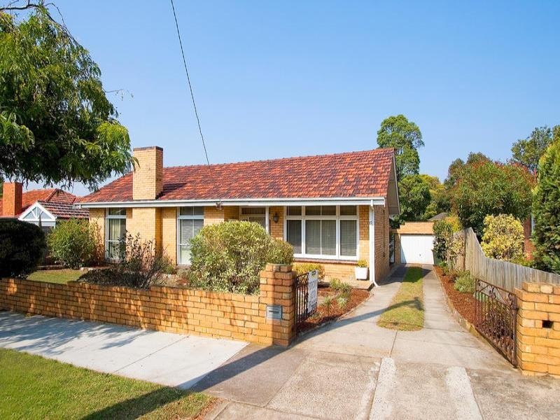 17 Wallen Road, Ormond VIC 3204