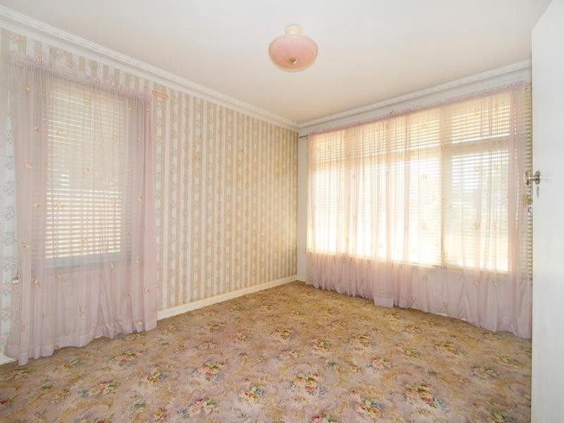 17 Wallen Road, Ormond VIC 3204