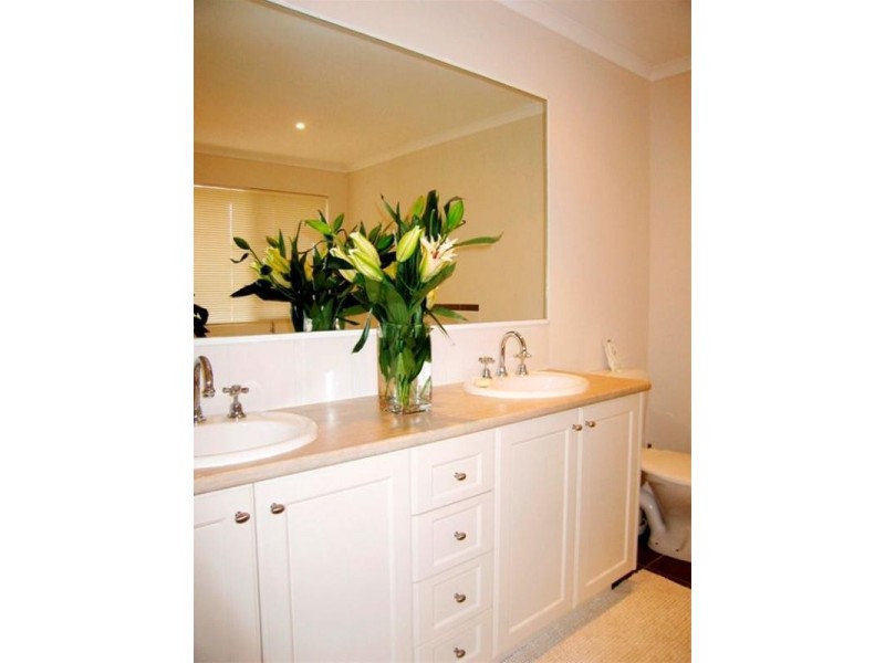 47 Baltusrol Circuit, Cheltenham VIC 3192