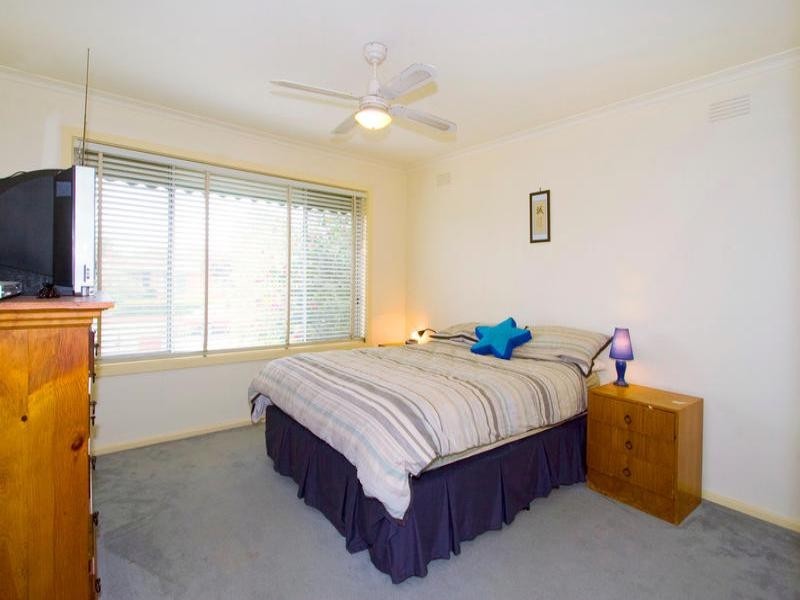 11 Kardinian Avenue, Cheltenham VIC 3192