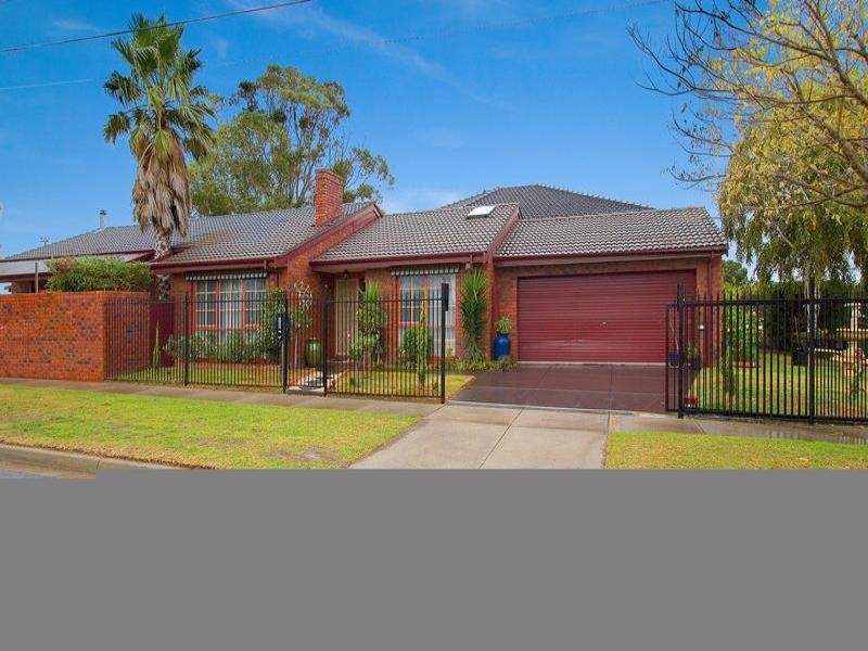 1 Dorrington Court, Dingley Village VIC 3172