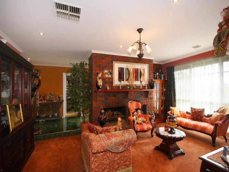 1 Dorrington Court, Dingley Village VIC 3172