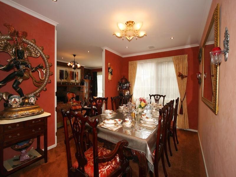 1 Dorrington Court, Dingley Village VIC 3172