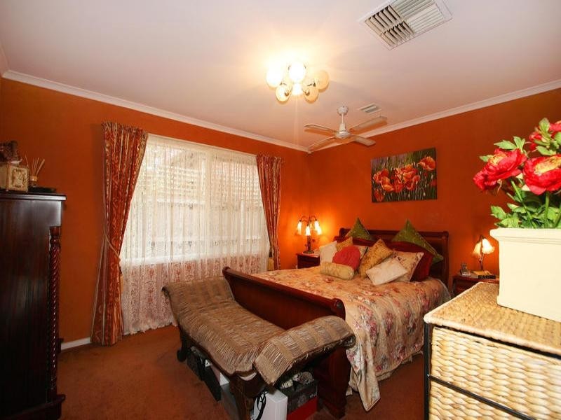 1 Dorrington Court, Dingley Village VIC 3172