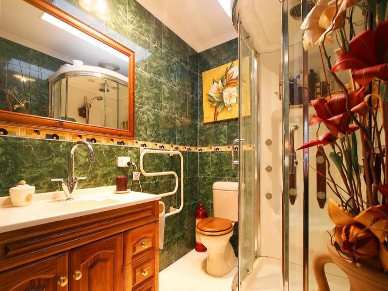 1 Dorrington Court, Dingley Village VIC 3172