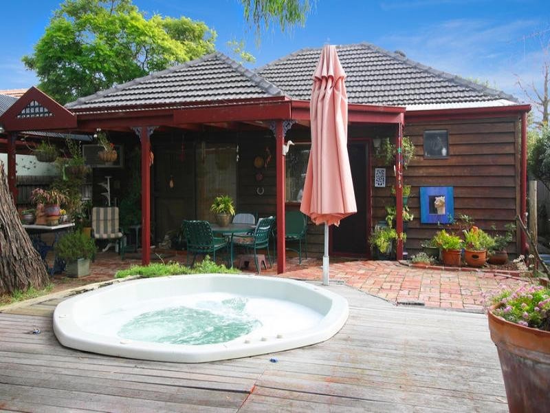 36 Golfview Road, Heatherton VIC 3202