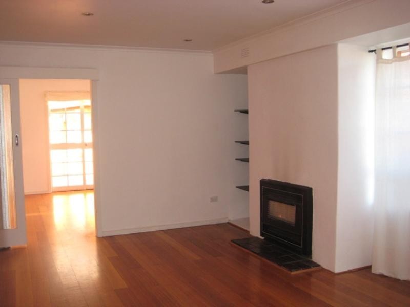 5 Cronin Court, Cheltenham VIC 3192