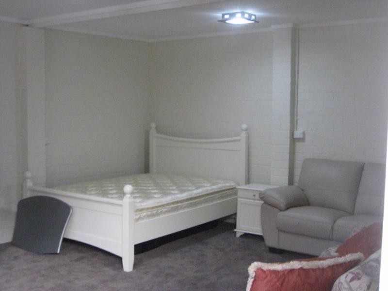 8 Gold Street, Cheltenham VIC 3192