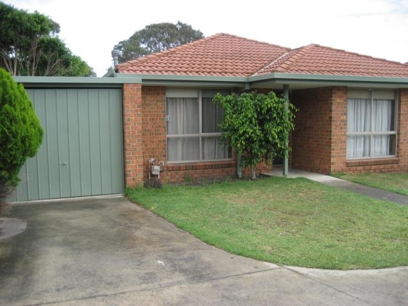 2/24 Wells Road, Seaford VIC 3198