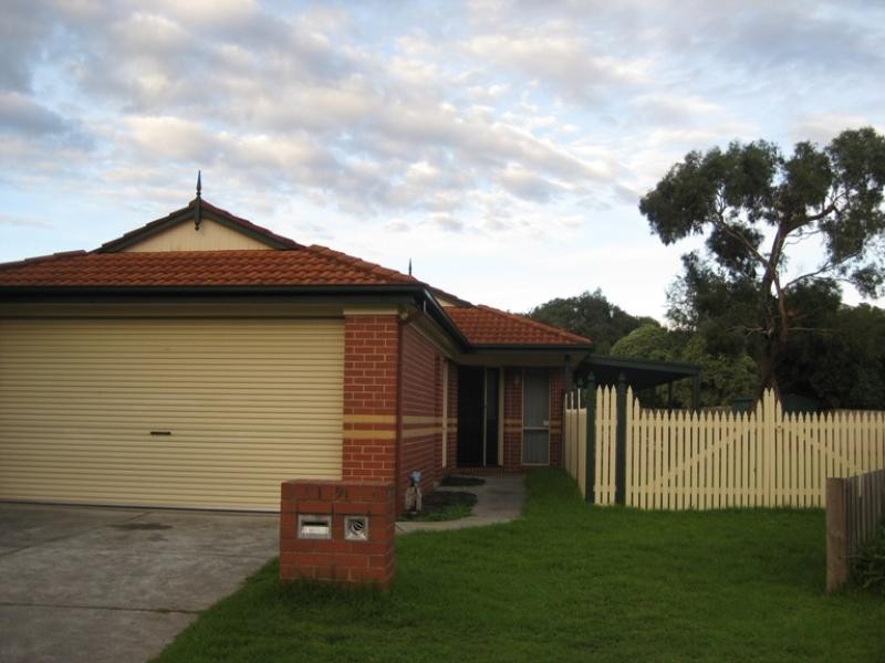 9 Chatterley Court, Frankston VIC 3199